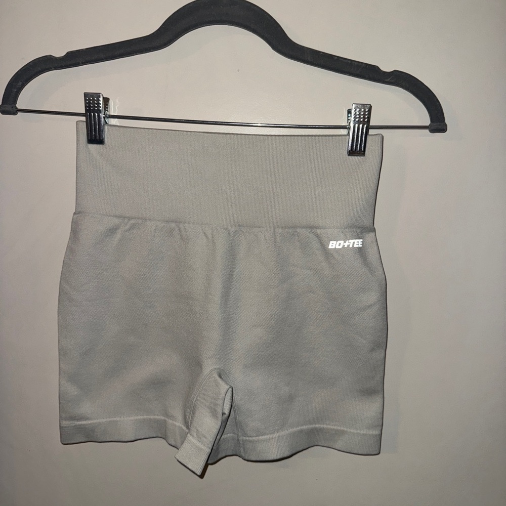 Bo+Tee Gray Women's Shorts